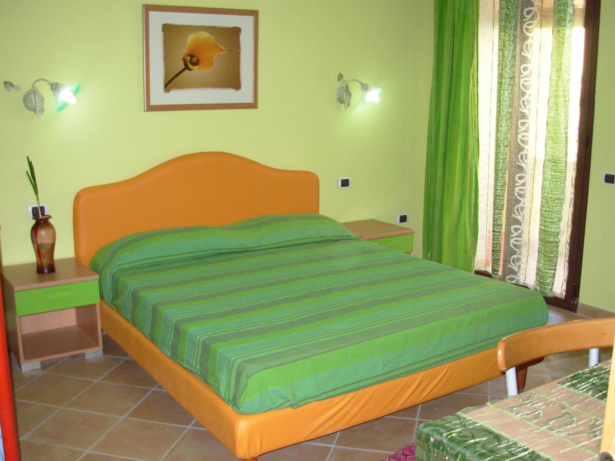 B&B Sotto Le Stelle Vacanze Бари-Сардо Номер фото