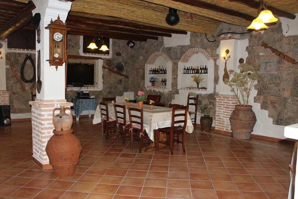B&B Sotto Le Stelle Vacanze Бари-Сардо Экстерьер фото