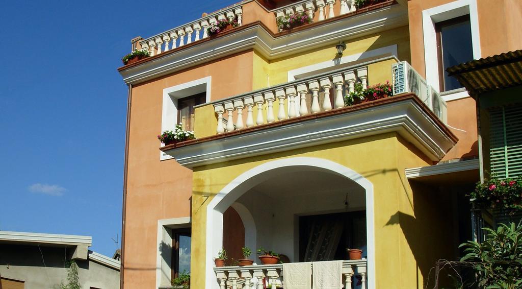 B&B Sotto Le Stelle Vacanze Бари-Сардо Экстерьер фото