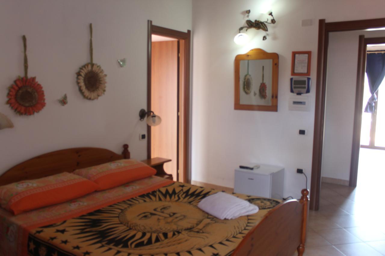 B&B Sotto Le Stelle Vacanze Бари-Сардо Экстерьер фото