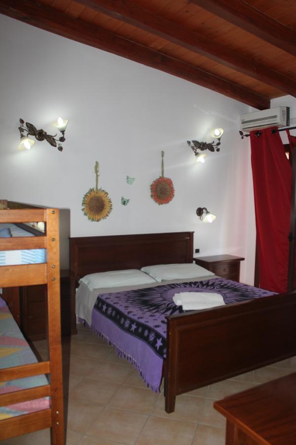 B&B Sotto Le Stelle Vacanze Бари-Сардо Экстерьер фото