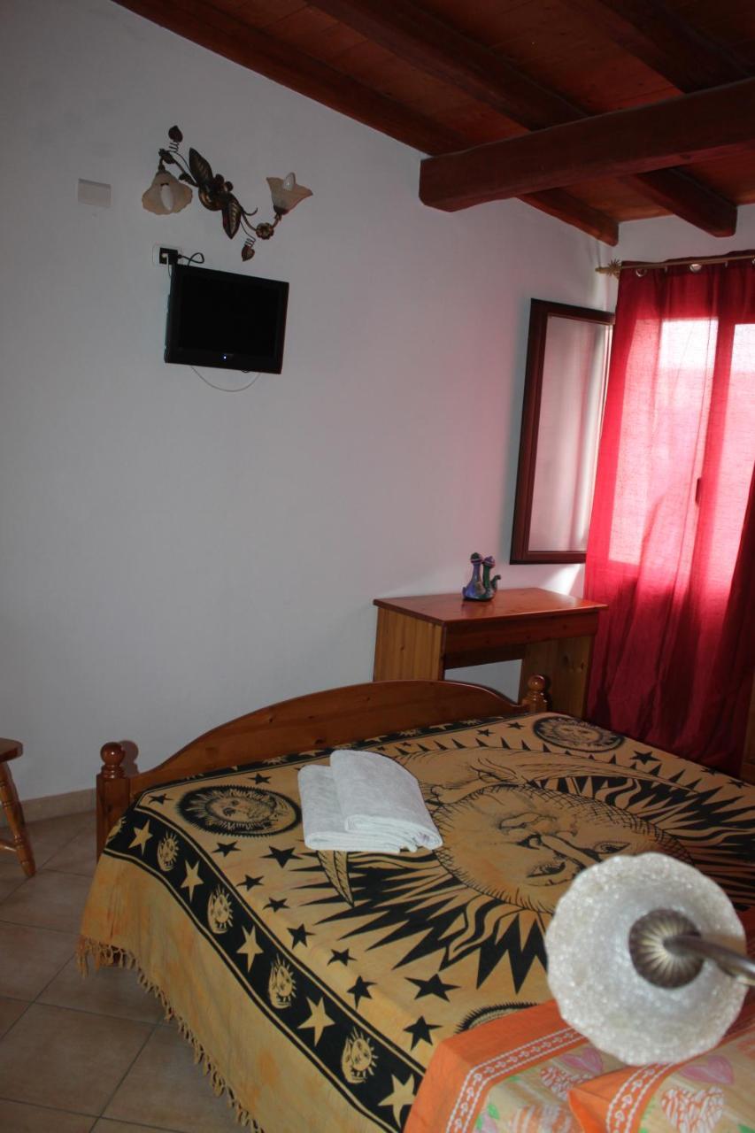 B&B Sotto Le Stelle Vacanze Бари-Сардо Экстерьер фото
